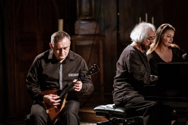 El Teatro Villa de Molina abre la programación de otoño con el espectáculo de música eslava y española BALALAÏKA Y PIANO A CUATRO MANOS el viernes 8 de octubre