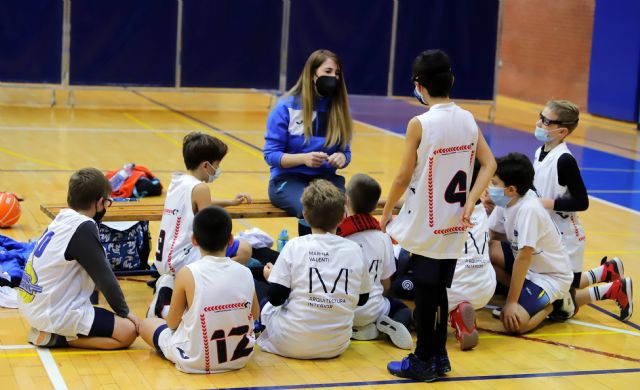 Mari Cruz Gómez, de Molina Basket, nombrada 'Entrenadora del Año' por las Naciones Unidas del Baloncesto