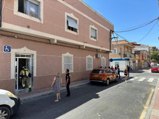 Dos mujeres, heridas leves en una explosión de gas ocurrida dentro de una vivienda de Molina de Segura